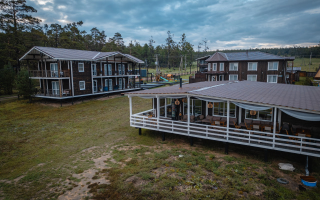 BaikalWood Eco Lodge & Spa Hotel