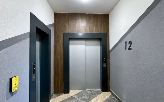 S vidom na Neskuchny prud Apartment