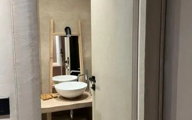 Face and place Boutique hotel