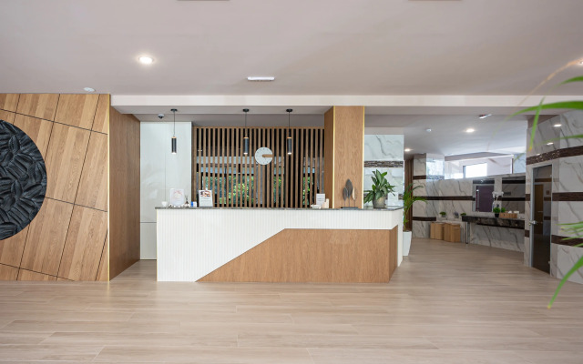 Albatros Hotel