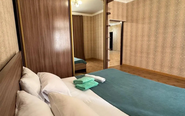 Elbrusskaya 19/2 Flat