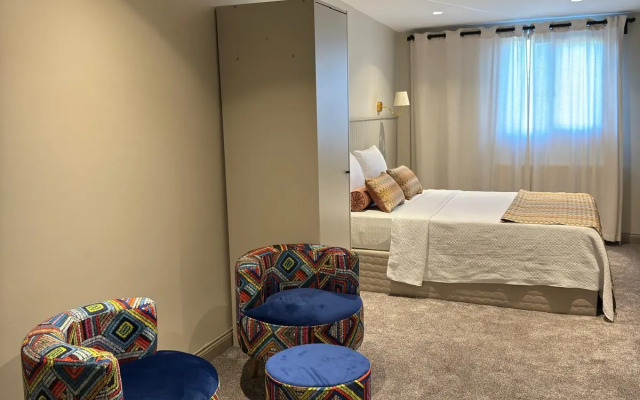 Astro Suites Hotel