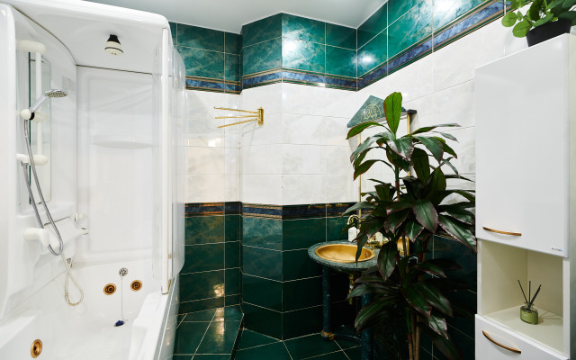 GM Trekhkomnatnye Pryamo u Krasnoj Ploshchadii Apartments