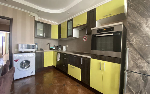 Semya ryadom s Sheremetyevo Flat