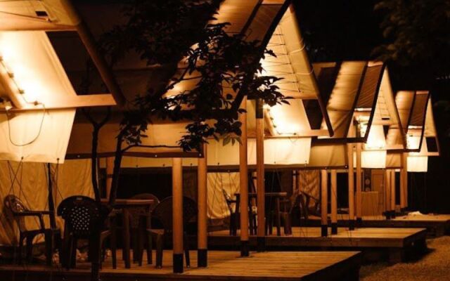 Bambora Glamping