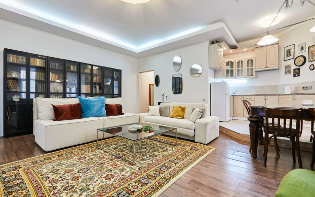 Квартира FlatStay Кирилловская 22