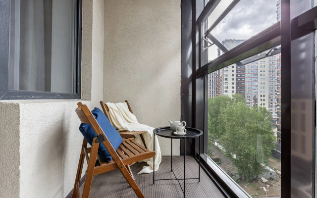 Prostornaya studiya V Zhk Salut Apartments