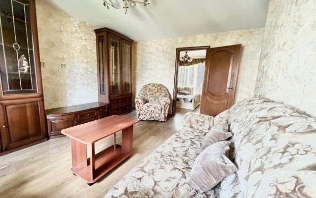 Aristokrat Flat