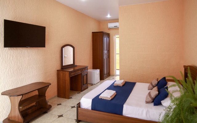 Aloiza Guest House
