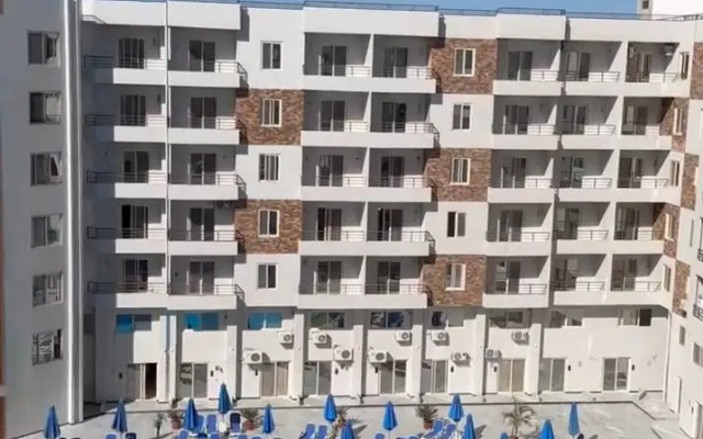 Апартаменты Tiba Golden Resort с личным пляжем