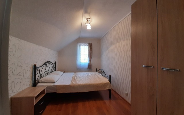 V Tsentre Sochi Apartments