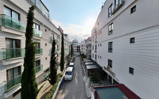 BLOOMTALYA Hotel