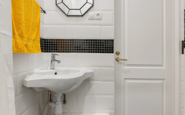 Апартаменты 4-комнатные на Лиговском 44 DereMRents