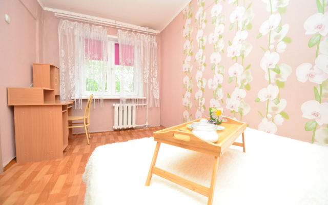 Dvuhkomnatnye Na Gladkova 21 Apartments