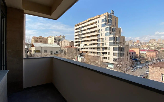 Квартира 2-к в новостройке на Демирчяна DE141