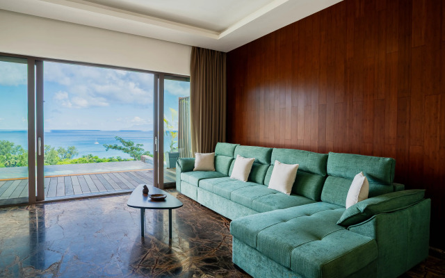 Gardens Hill Resort & Spa Resort