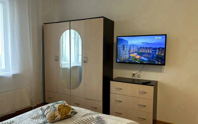 Odnokomnatnaya S Udobnoy Krovatyyu Flat