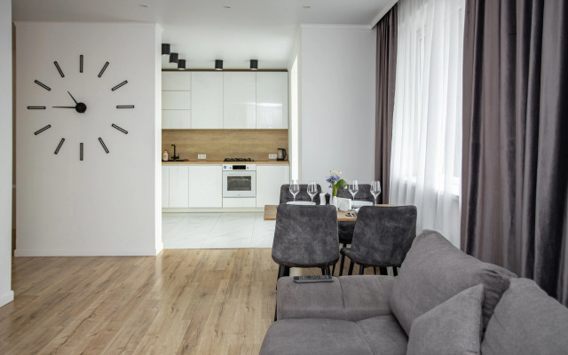 Квартира с современным ремонтом в центре Калининграда