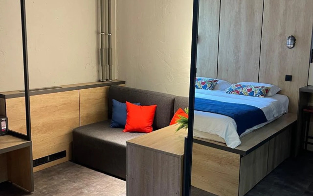 Квартира в Апарт-Отеле Vertikal у Метро Лесная