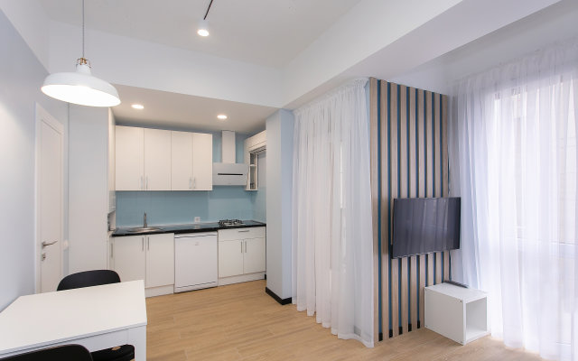 Apartment on the Heights