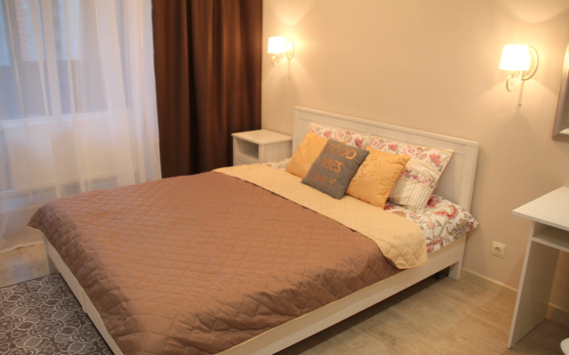 Romantic na Zvyozdnoy Apartments