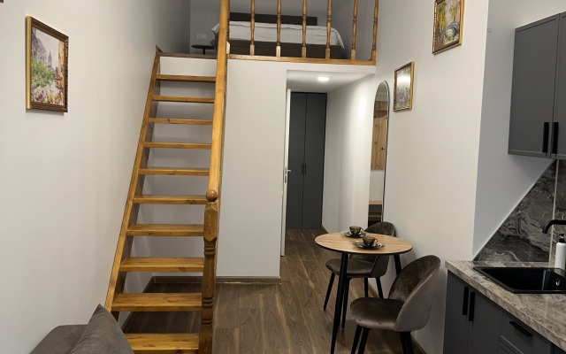 Апартаменты Малая Морская 6