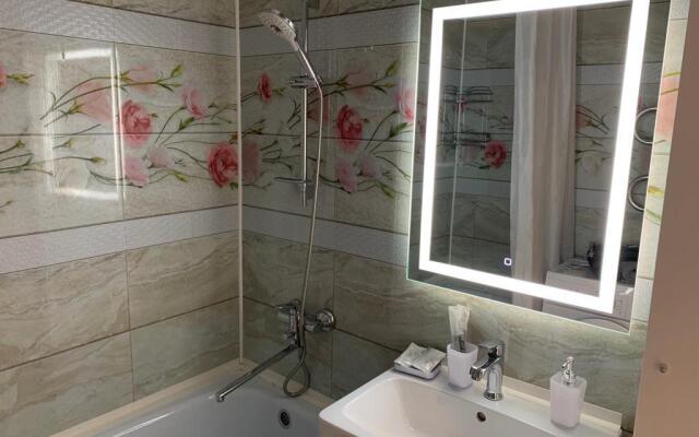 Na Ulitse Stroiteley 20A Flat