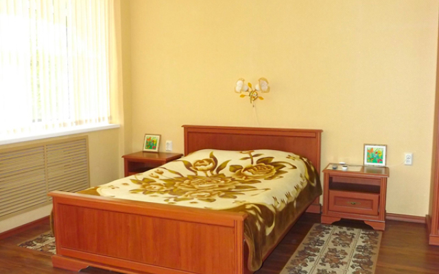 Vash Uyut Hotel