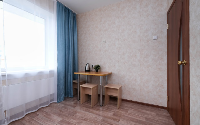 Квартира рядом с Мнтк им. Федорова и Ск Заря