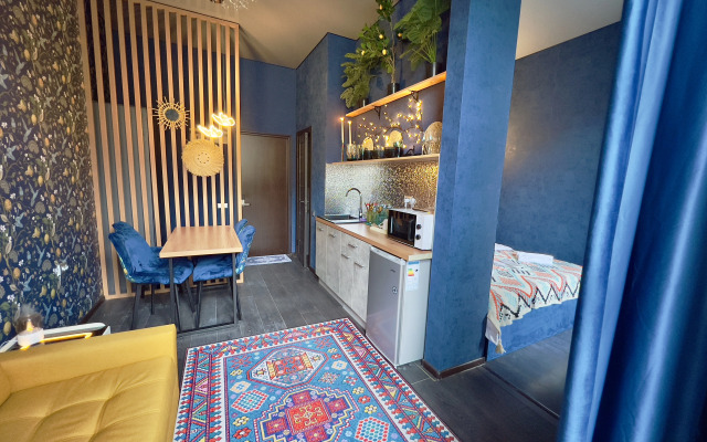 Апартаменты с балконом на Невском