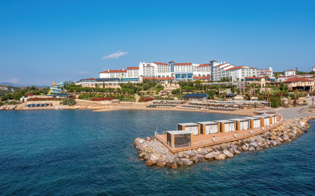 Royal Teos Thermal Resort Clinic & Spa Resort (Halal Hotel)