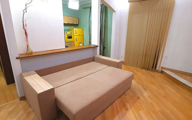 Апартаменты 4 метра над Уровнем Неба Alex