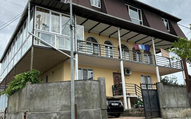 Akropol Guest House