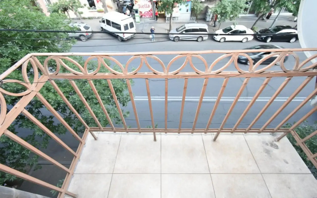 RentInnYerevan 25/14 Nalbandyan Street Apartments