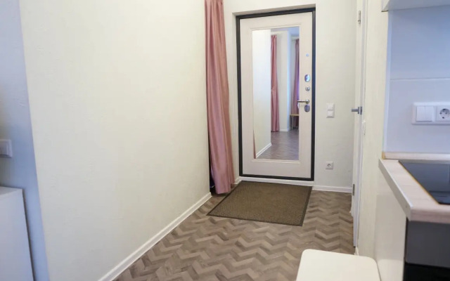 Apartments S Balkonom Uyutny Dom Na Smolnoy 44