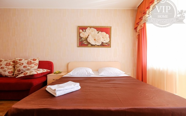 Апартаменты Viphome на Косарева 33