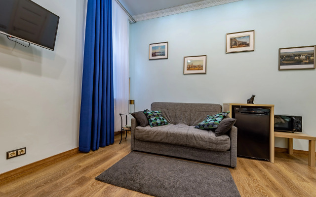 Квартира Около Дворцовой Набережной