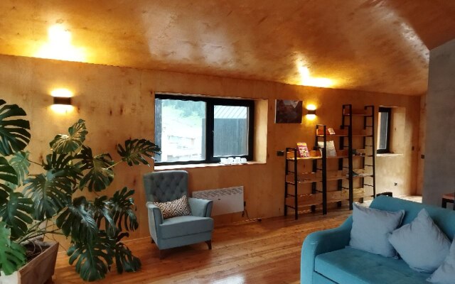 Peak Lodge Living Quarters