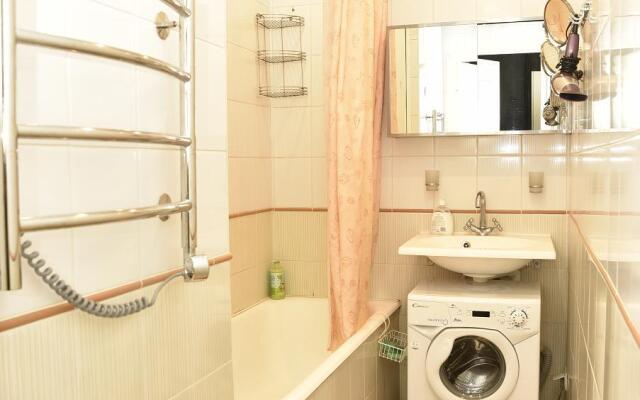 Na Pushkinskoy Flat