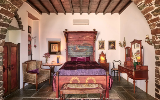 Green n Blue Apartments