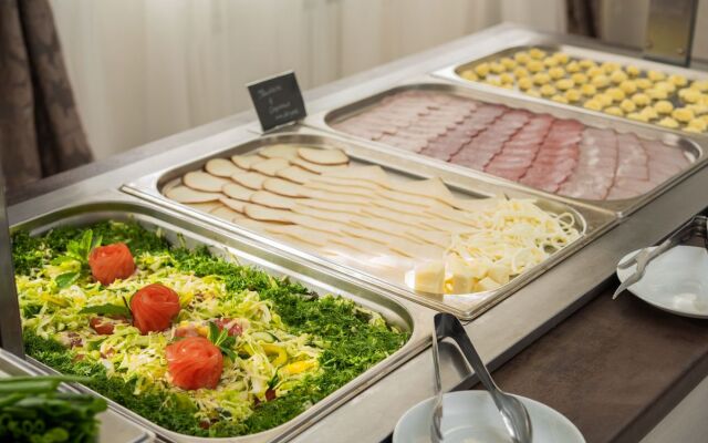 Kurortny Hotel Divny Mir Usadyba Shato  4****