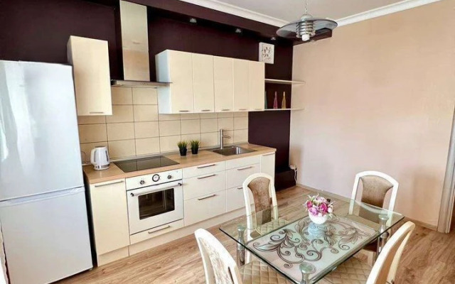 Квартира на Александра Покрышкина 4/4 (83)