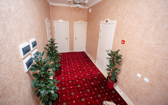 Korzhov Hotel