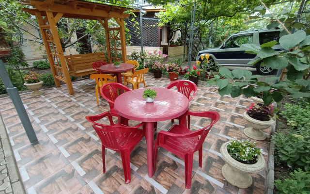 Studiya 38 M2 utopayuschiy v Zeleni Private House