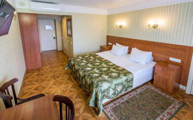 Moskovskaya Zastava Hotel