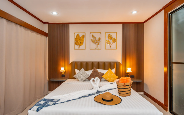 Отель The Outdoor Kata