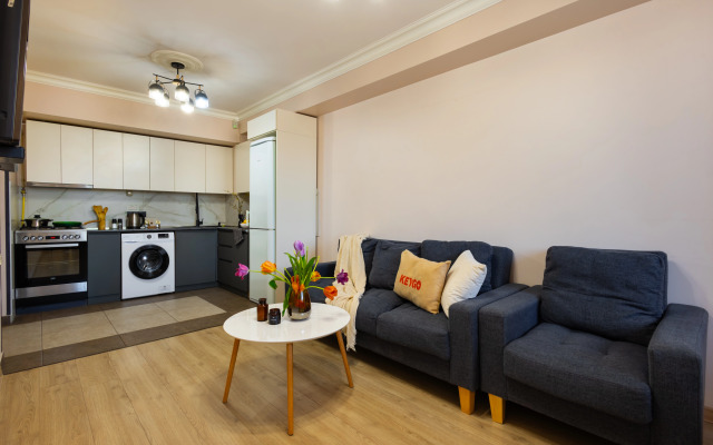 KeyGo #0015, 2 Bedroom, Balcony, City Center Apartments