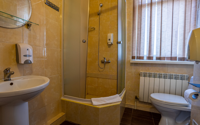 Marton Dona Hotel