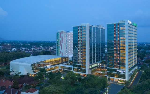 The Alana Yogyakarta Hotel and Convention Center