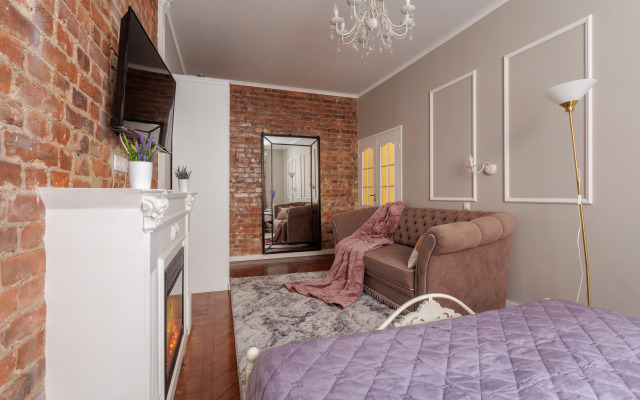 Апартаменты Трехкомнатные у Площади Восстания 10 гостей